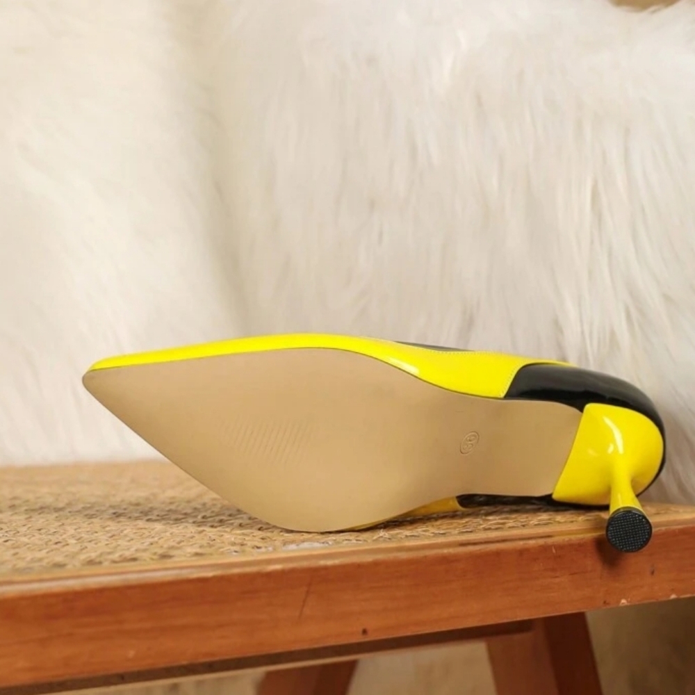 Source Unknown Yellow & Black Pointed-Toe Patent Pumps - Picture 7 of 8